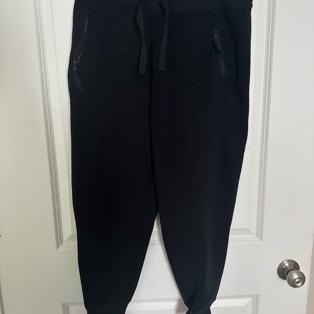 Kirkland Signature Black Joggers